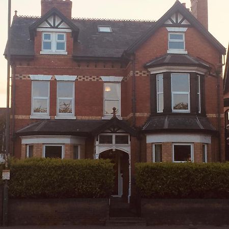 Bouvrie Guest House Hereford Eksteriør bilde